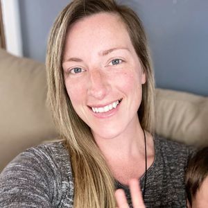 Meet your Posher, Halley